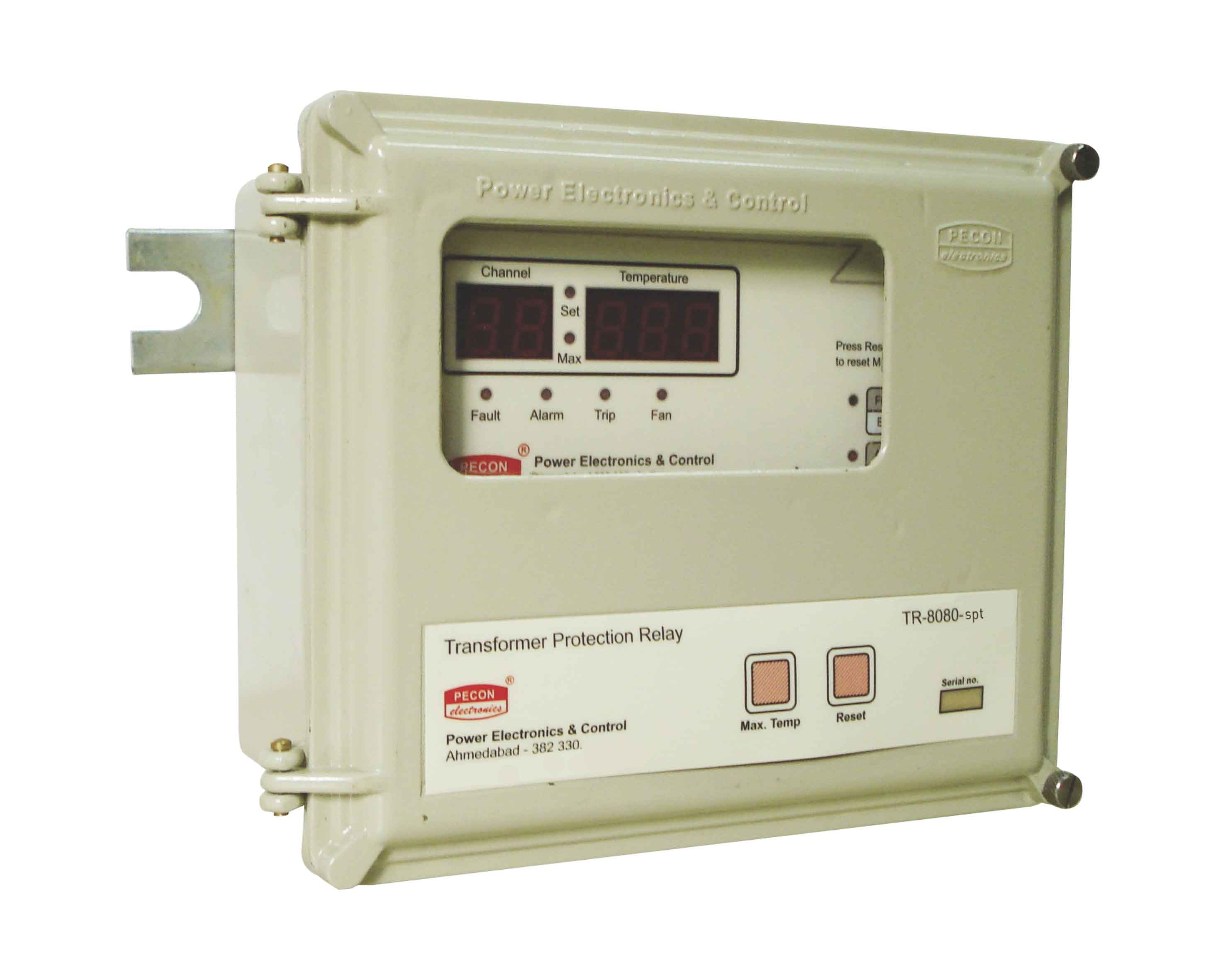TR 8080 and spt 04 four channel temperature scanner with 4 to 20 mA and RS 485 remote output Transformer Protection Relay